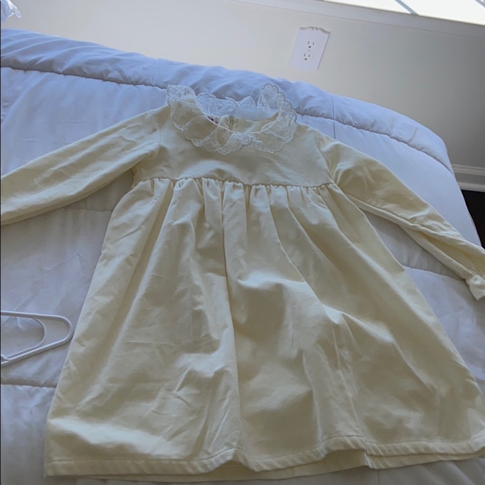 Girls cream velvet dress 7/8